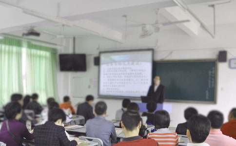 二年级学生家长会演讲稿