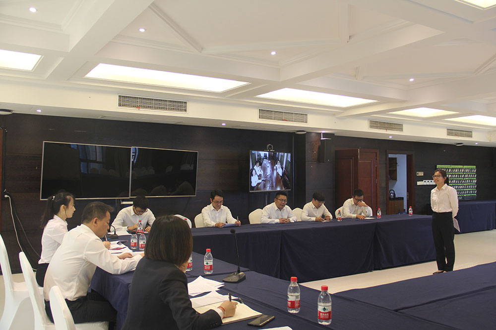 佳源商业集团举行年后备干部面试会